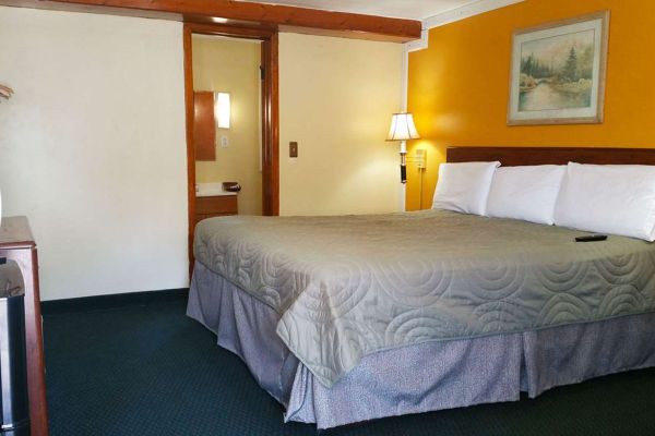 BUDGET INN CORNING (Corning)